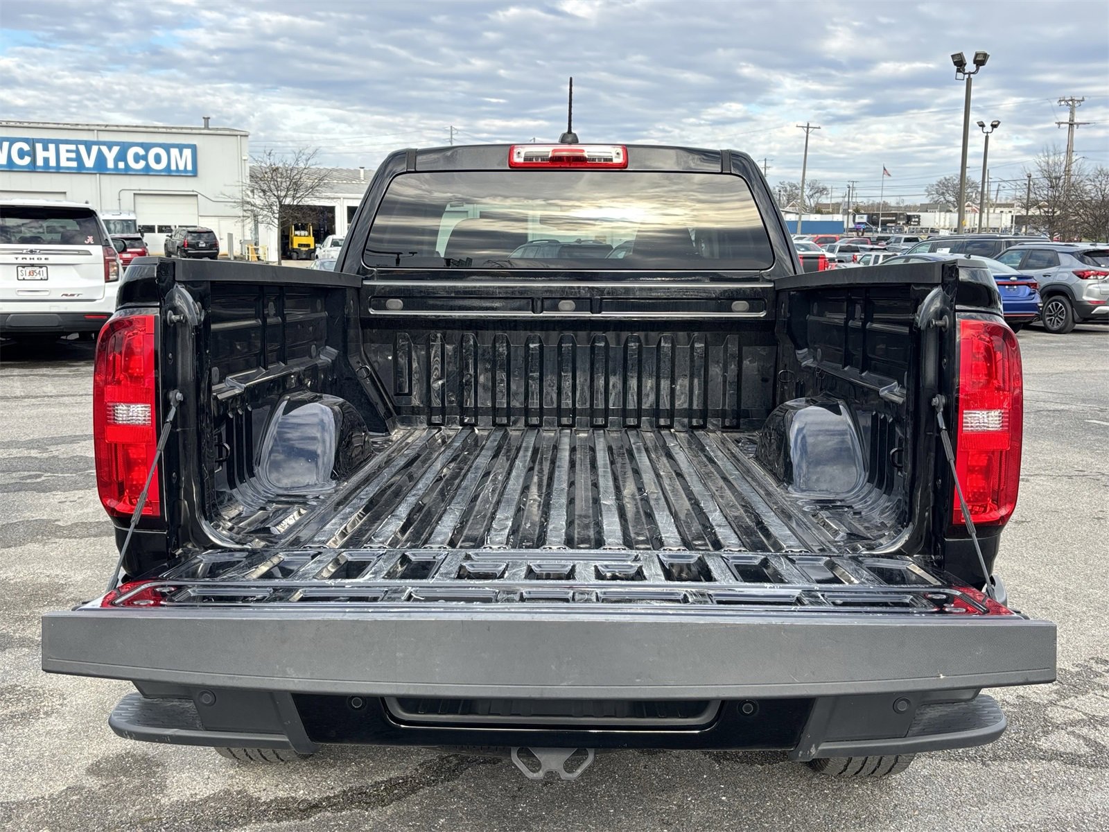 Used 2022 Chevrolet Colorado LT w/ Fleet Safety Package image 13
