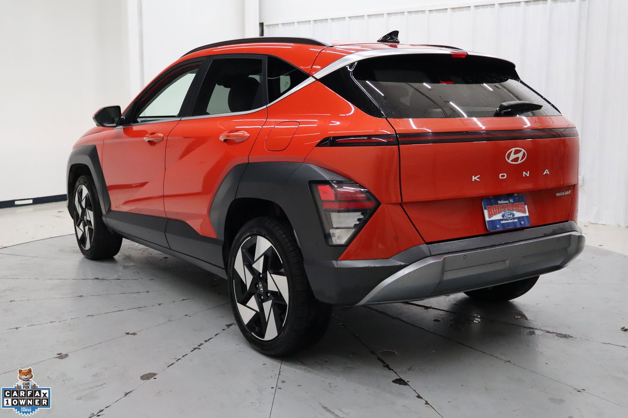 Used 2024 Hyundai Kona Limited image 8