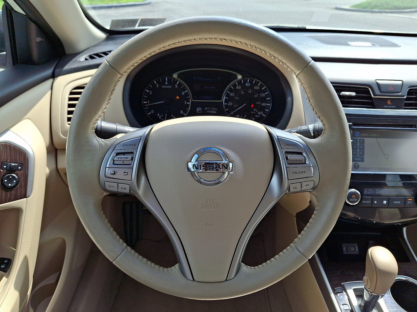 Used 2014 Nissan Altima 2.5 SL w/ Technology Package FWD image 21