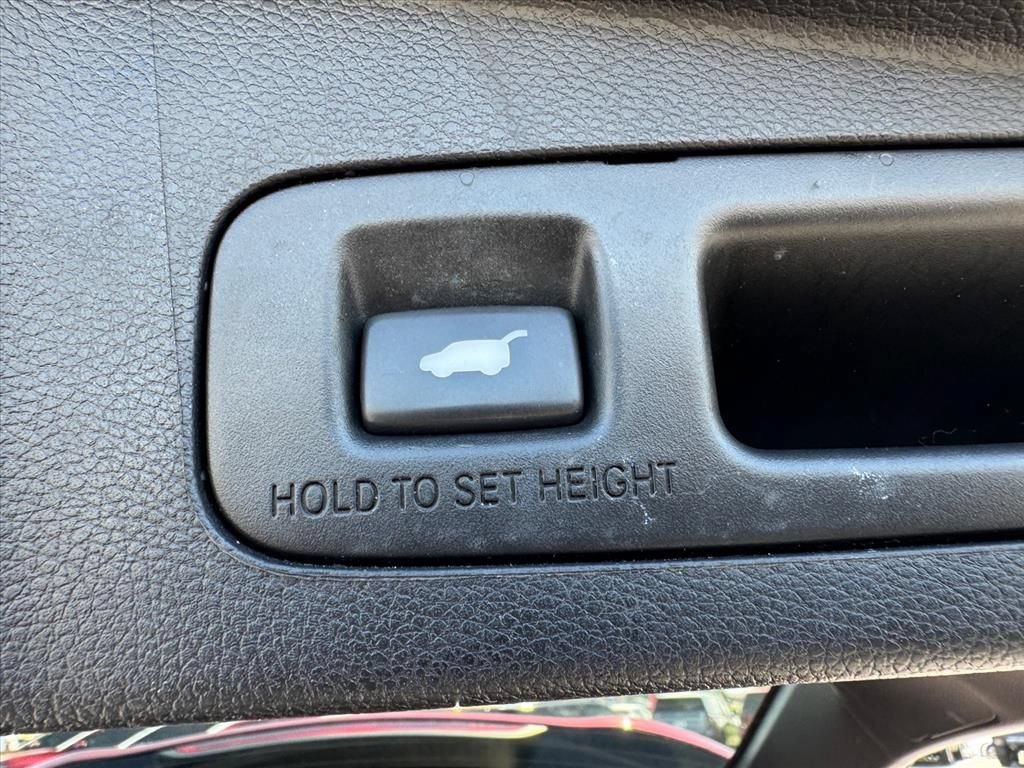 Used 2018 Honda CR-V EX-L image 11