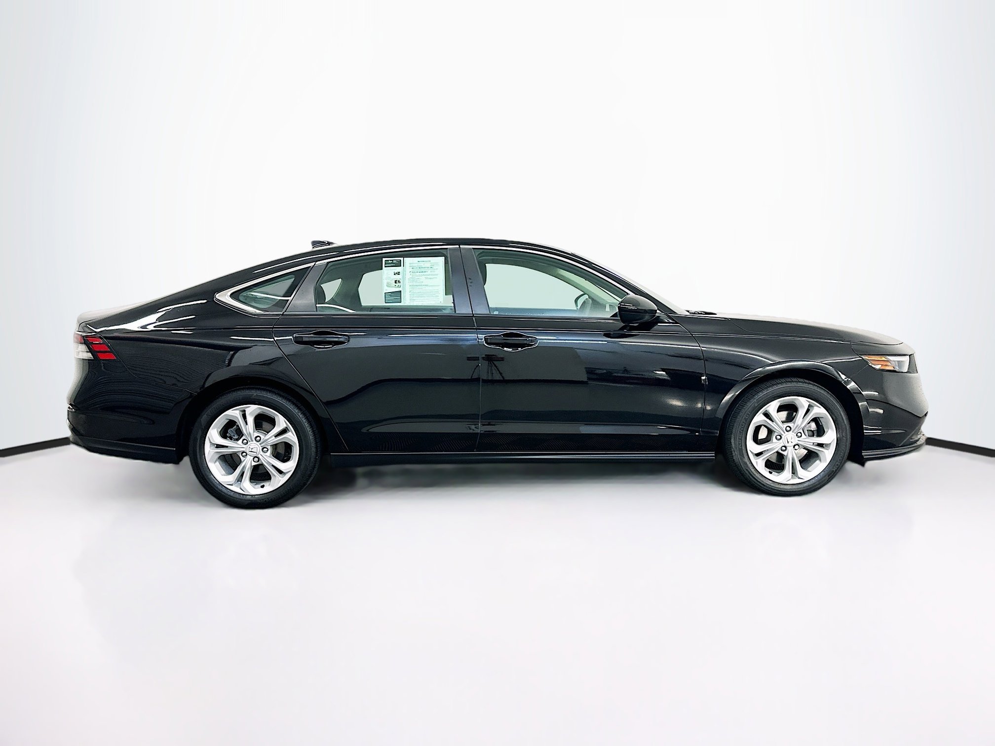Used 2024 Honda Accord LX image 10