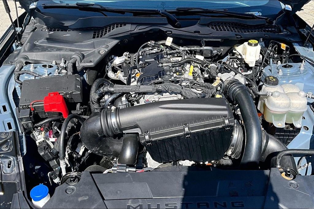 Used 2024 Ford Mustang Coupe RWD image 28