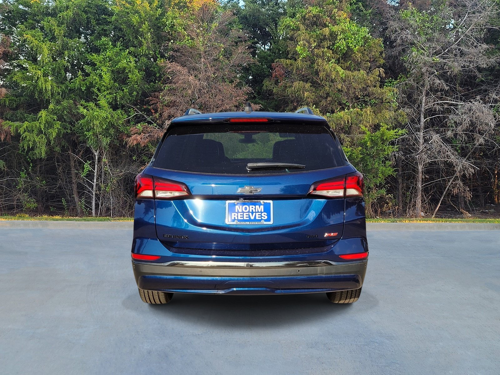 Used 2023 Chevrolet Equinox RS w/ RS Leather Package FWD image 18