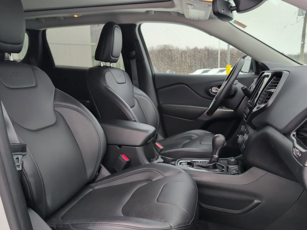 Used 2021 Jeep Cherokee Limited image 13