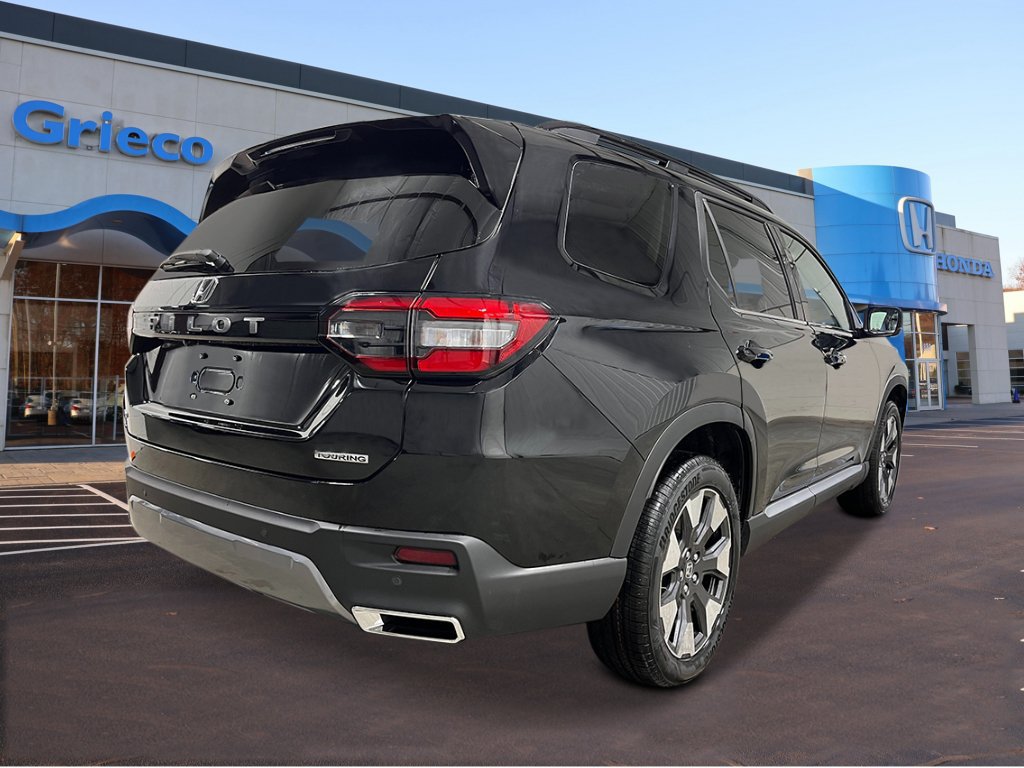 New 2026 Honda Pilot Touring image 7