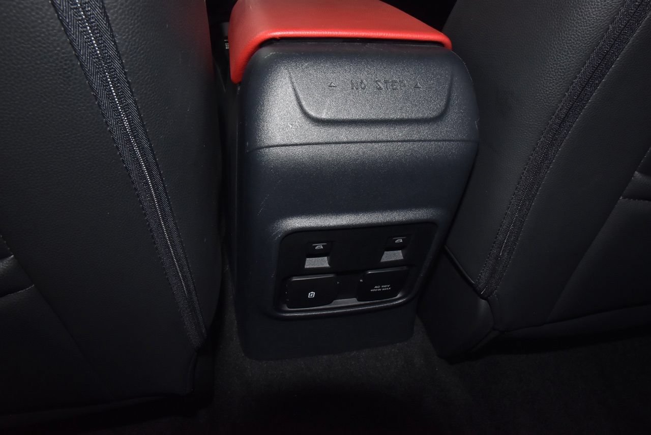 Used 2023 Ford Bronco Wildtrak AWD/4WD image 18