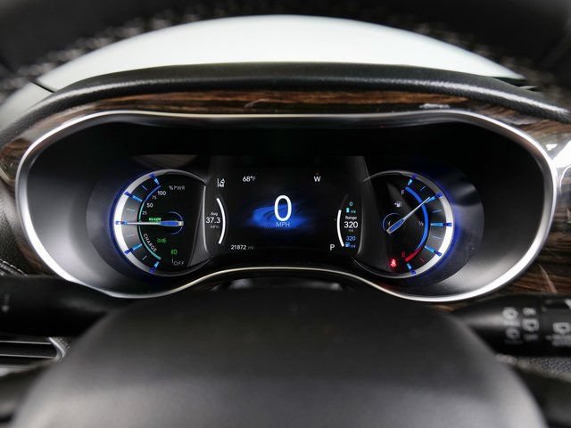 Used 2023 Chrysler Pacifica Limited FWD image 20