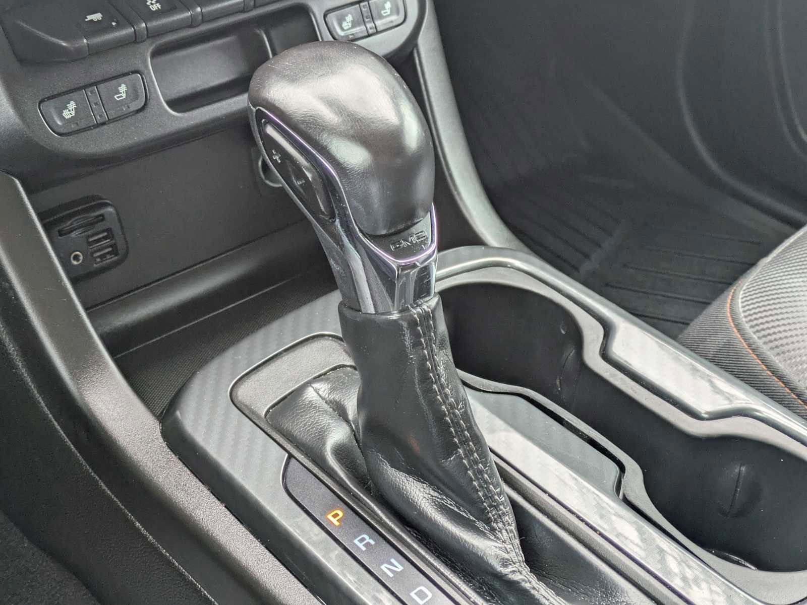 Used 2022 GMC Canyon AT4 image 31