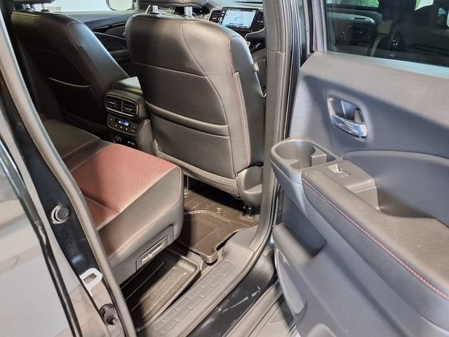 Certified 2024 Honda Ridgeline Black Edition image 26