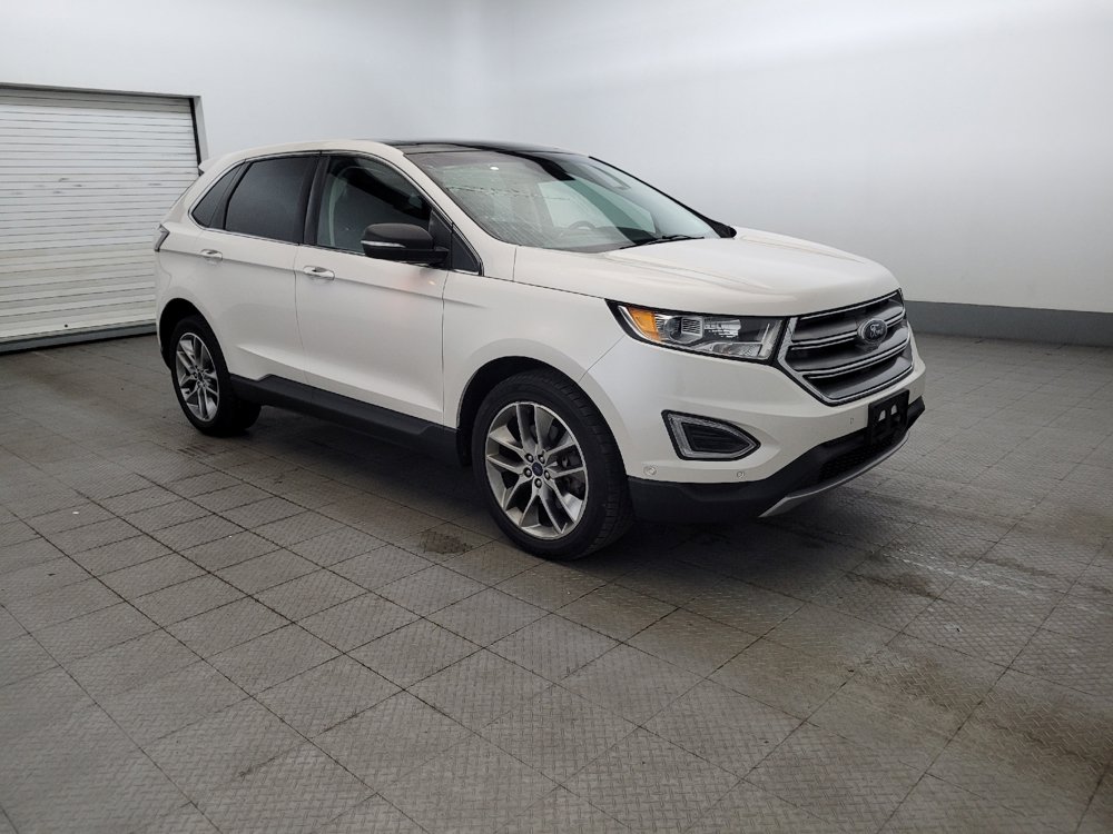 Used 2017 Ford Edge Titanium w/ Equipment Group 302A AWD/4WD image 11
