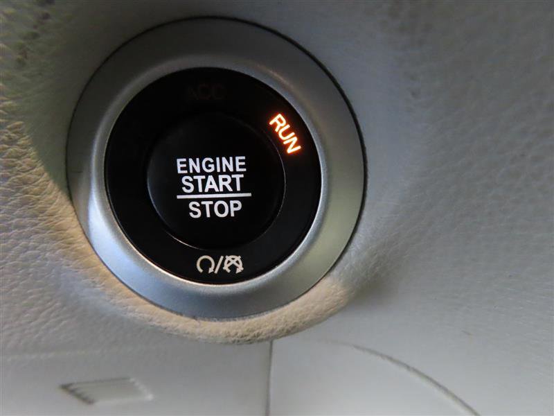 Used 2022 Chrysler Pacifica Limited image 26