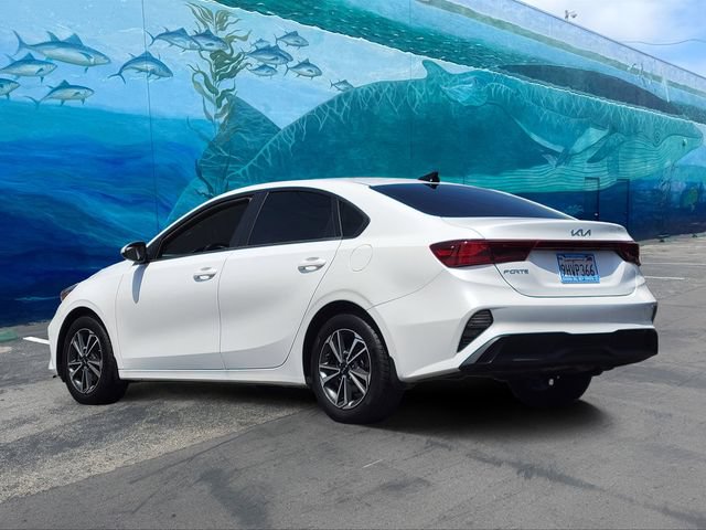 Used 2023 Kia Forte LXS FWD video 2