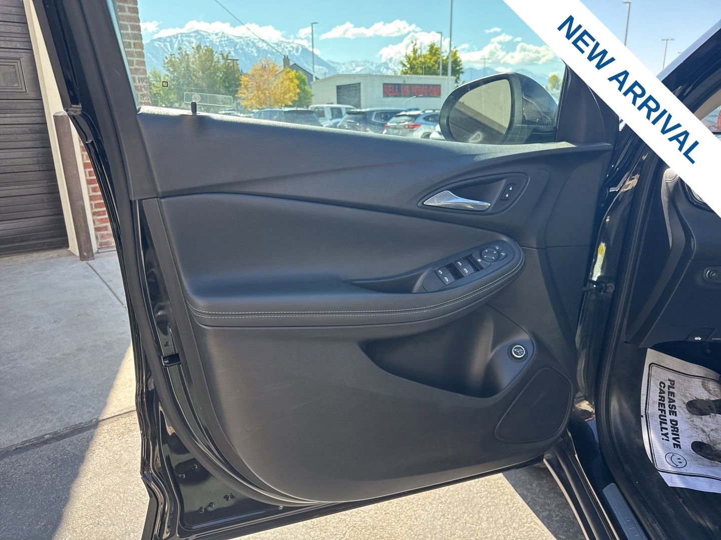 Used 2021 Buick Encore GX Select AWD/4WD image 17