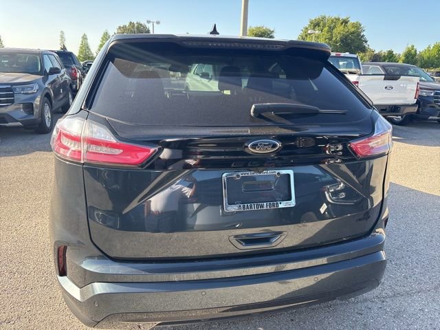 Used 2024 Ford Edge SE w/ Black Appearance Package AWD/4WD image 6