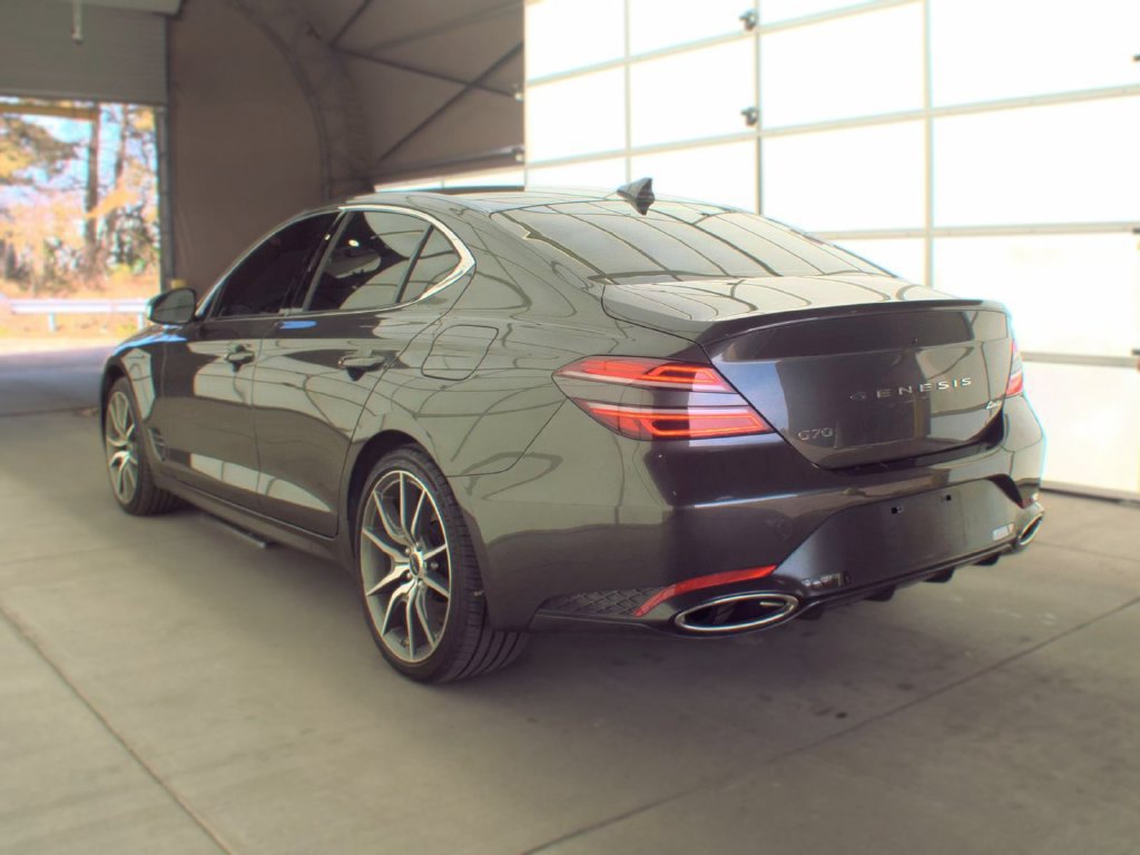 Used 2024 Genesis G70 2.5T AWD/4WD image 2
