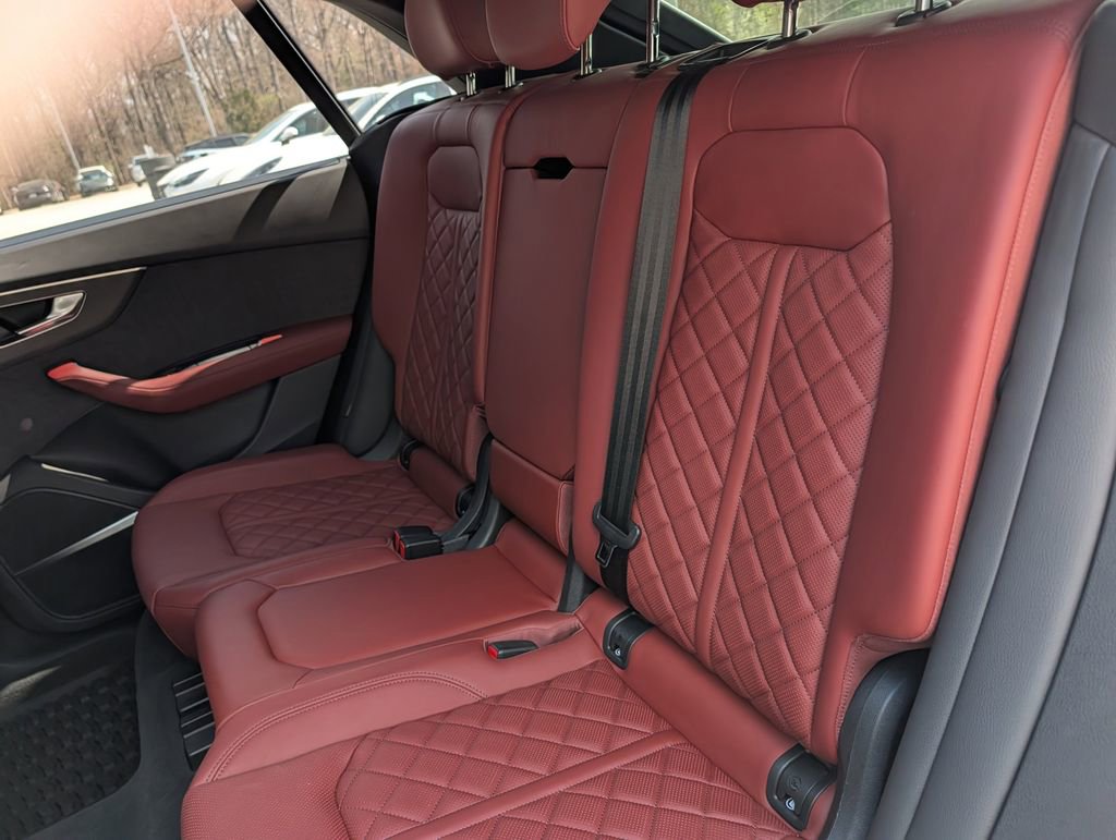 Used 2024 Audi SQ8 Premium Plus image 29