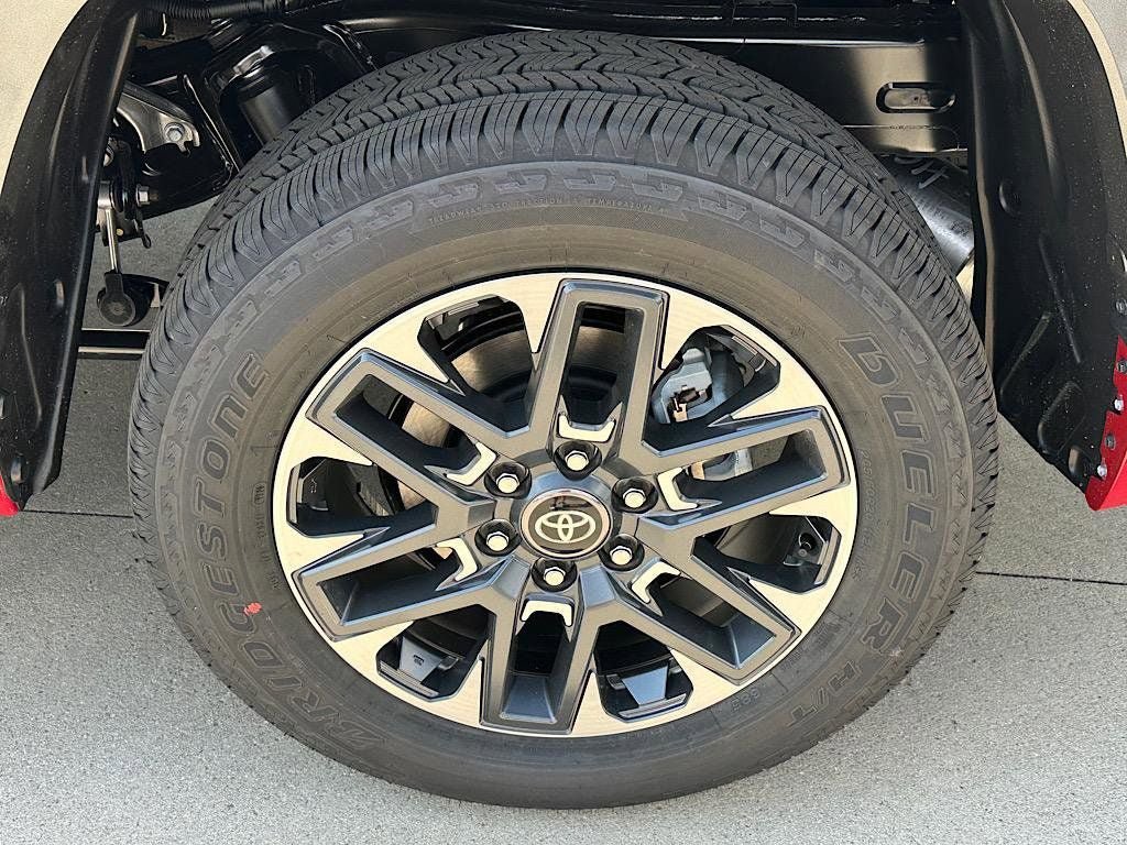 New 2026 Toyota Tundra Limited AWD/4WD image 14