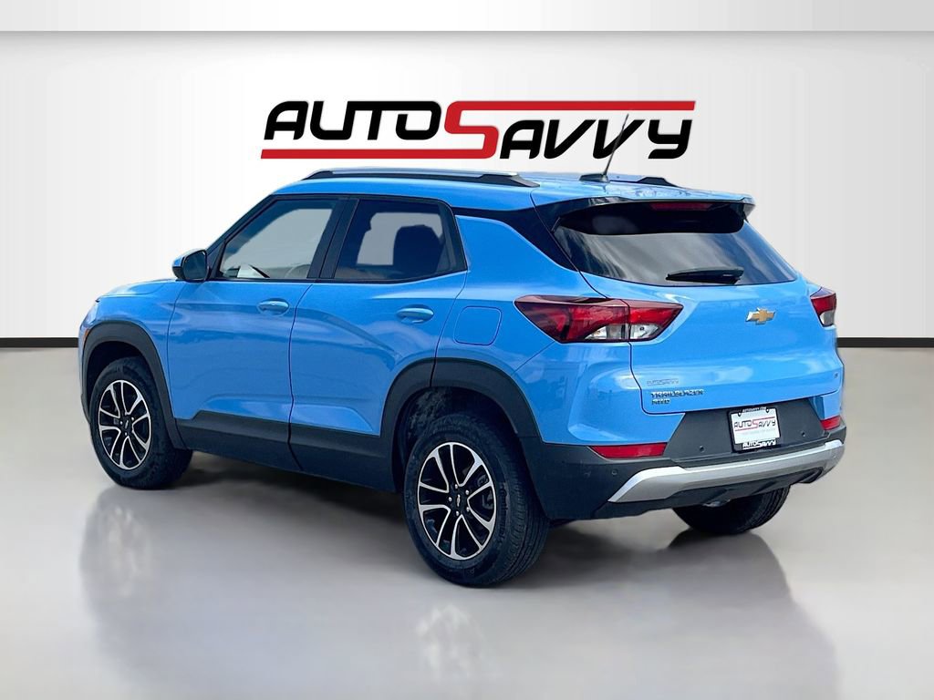 Used 2024 Chevrolet TrailBlazer LT w/ LT Cold Weather Package image 5