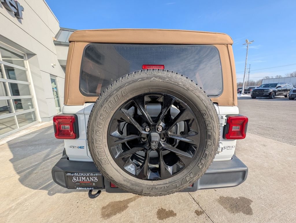 Used 2021 Jeep Wrangler Unlimited Sahara w/ Cold Weather Group image 10