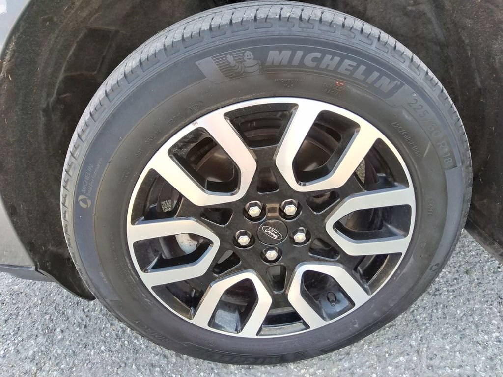 Used 2024 Ford Maverick Lariat AWD/4WD image 10