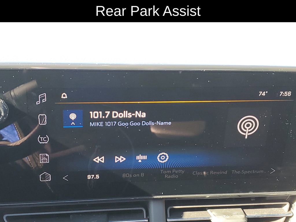 Used 2025 Chevrolet Trax ACTIV w/ Sunroof Package image 15