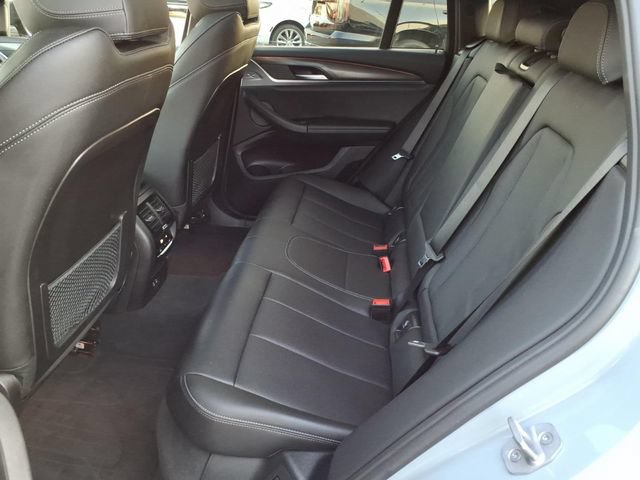Used 2024 BMW X4 xDrive30i w/ Premium Package AWD/4WD image 7
