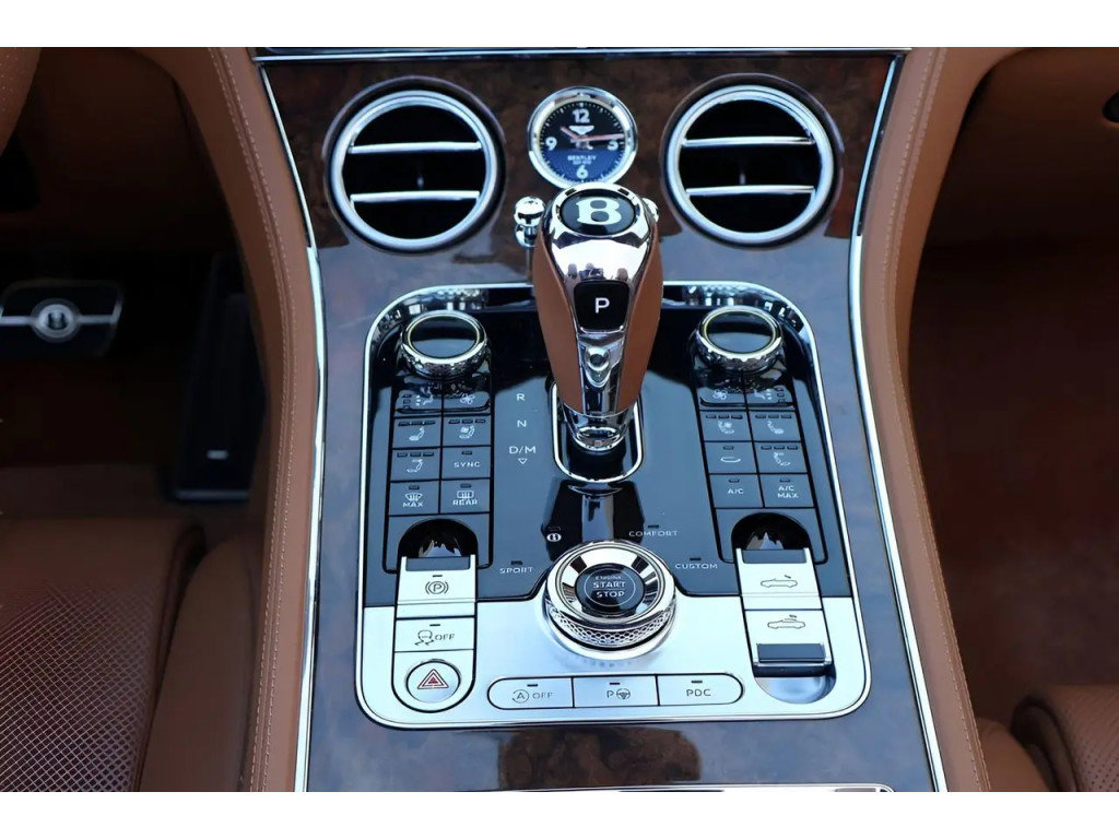 Certified 2024 Bentley Continental GT AWD/4WD image 25