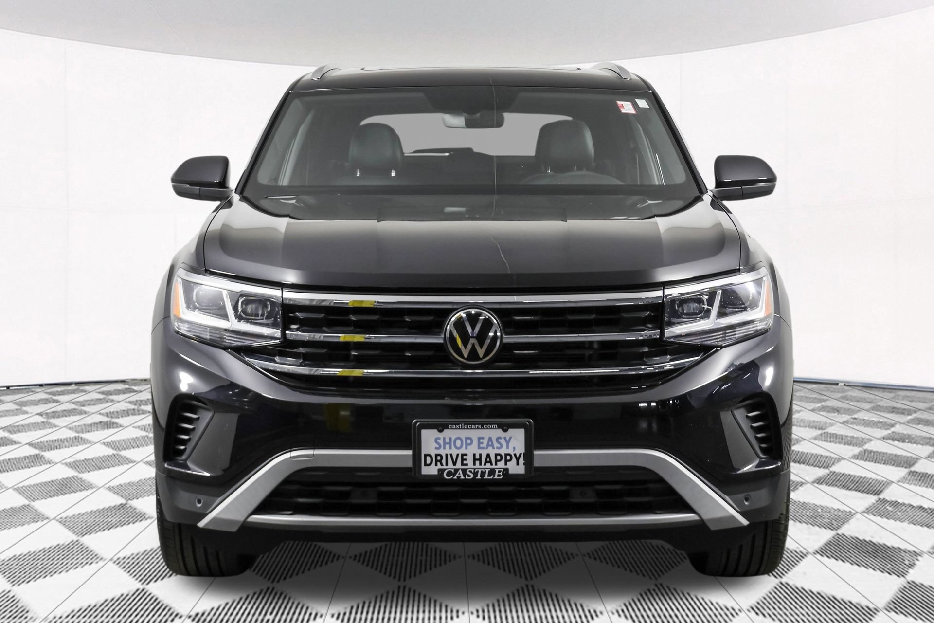 Certified 2023 Volkswagen Atlas Cross Sport SE w/ Panoramic Sunroof Package AWD/4WD image 13