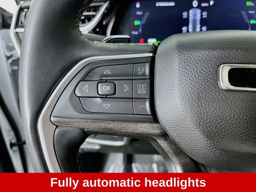 Used 2023 Jeep Grand Cherokee 4WD 4xe image 15