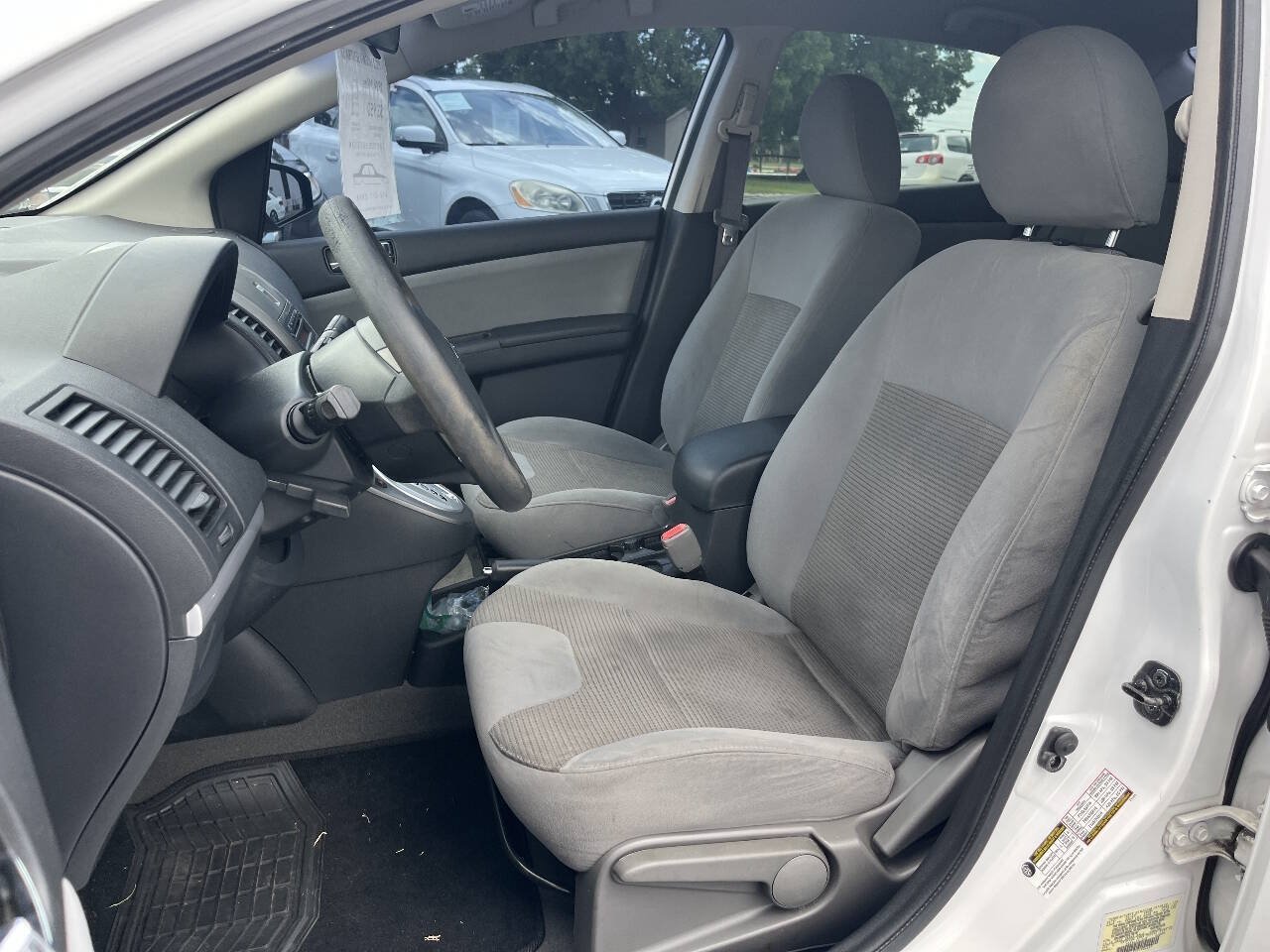 Used 2012 Nissan Sentra 2.0 SR FWD image 13