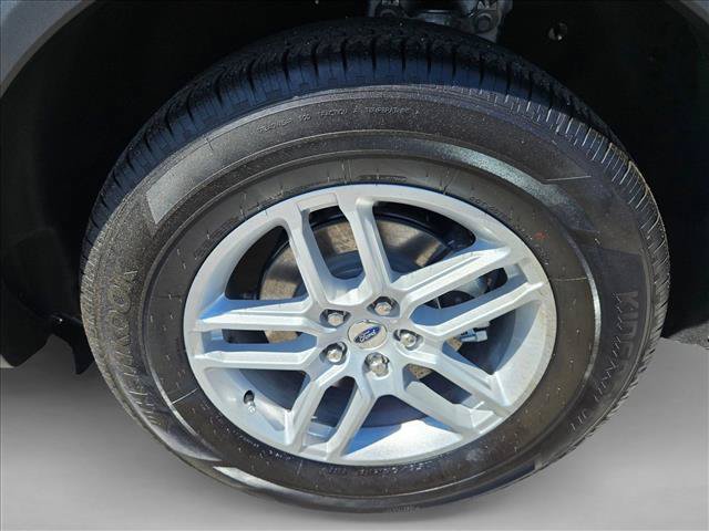New 2026 Ford Explorer Active RWD image 10