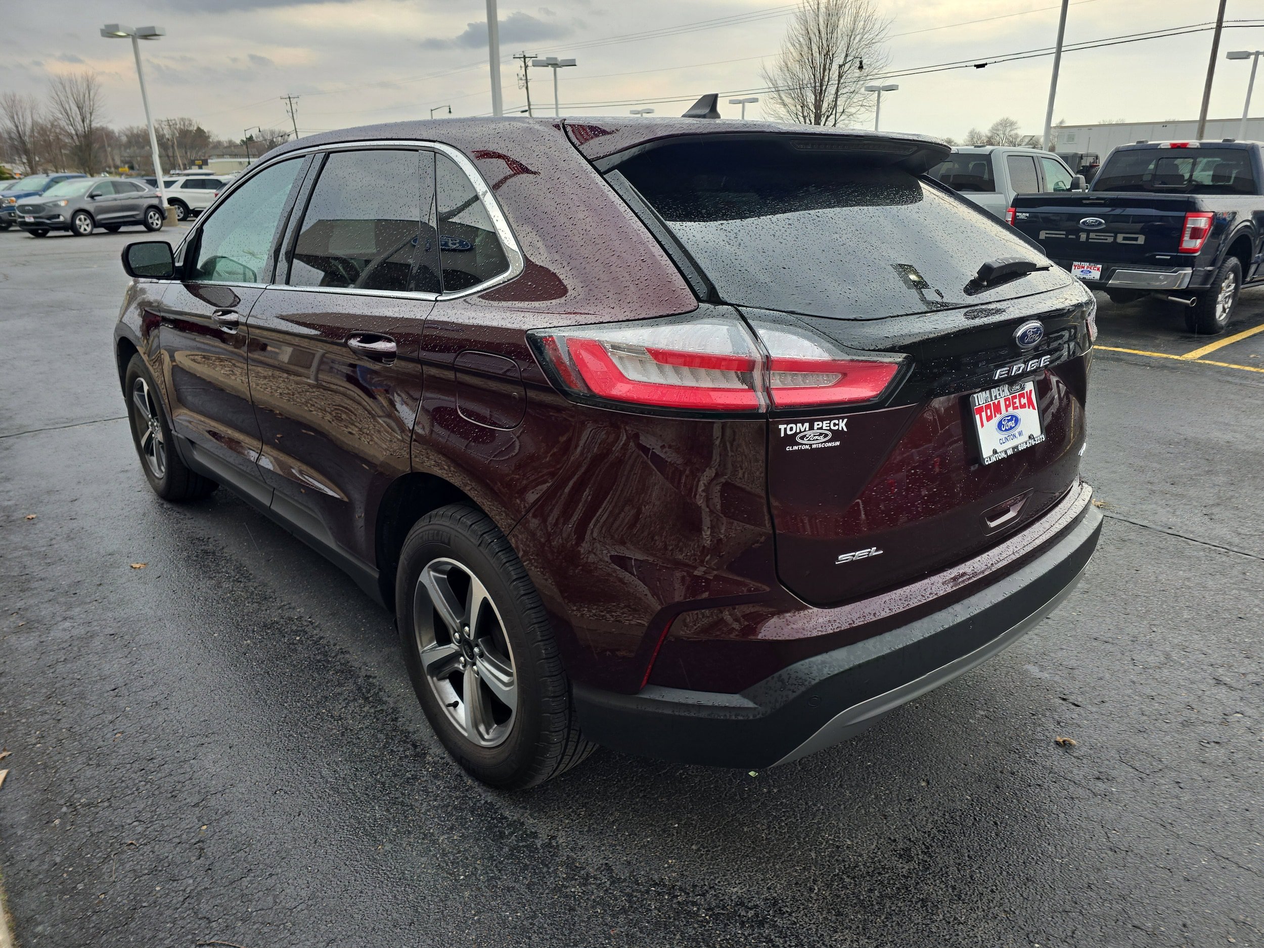 Used 2023 Ford Edge SEL w/ Convenience Package AWD/4WD image 3