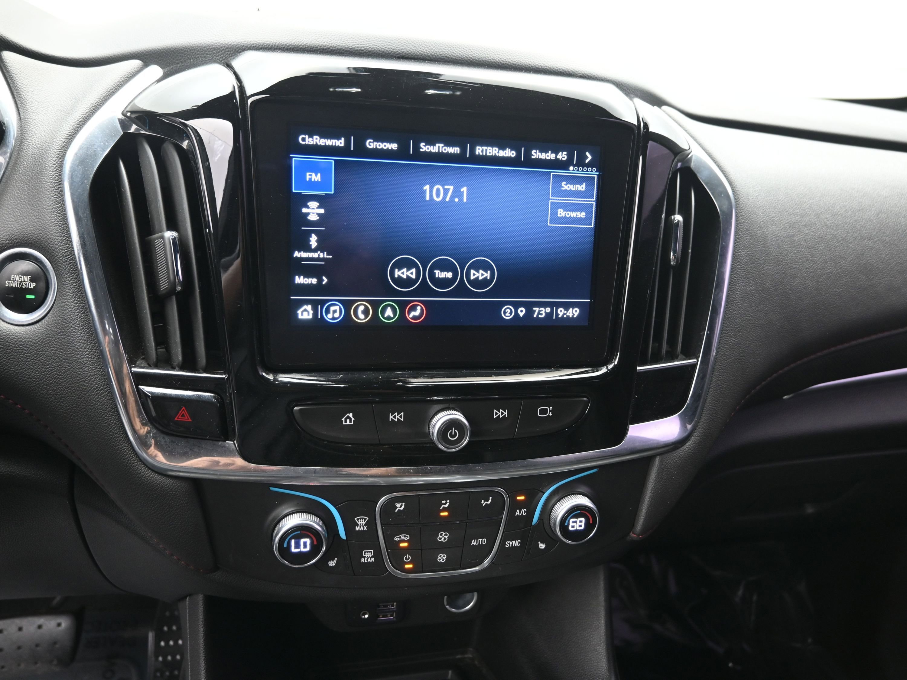 Used 2023 Chevrolet Traverse RS image 20