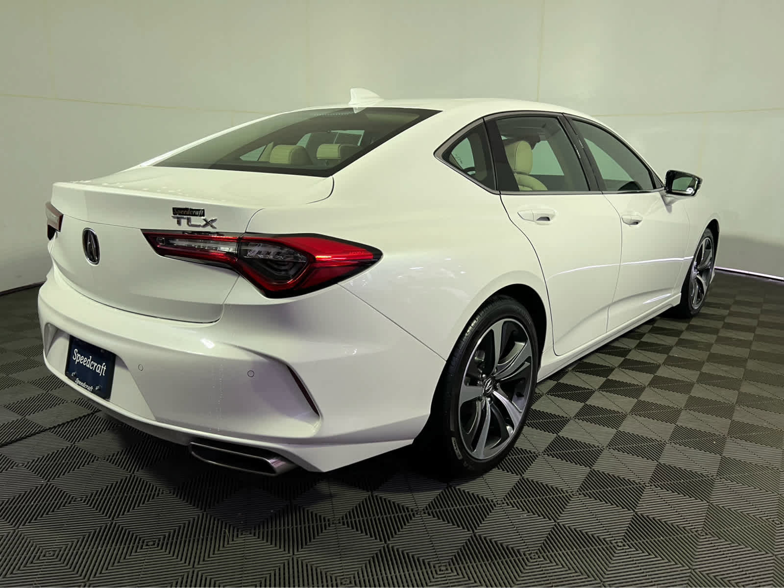 Used 2025 Acura TLX w/ Technology Package image 7
