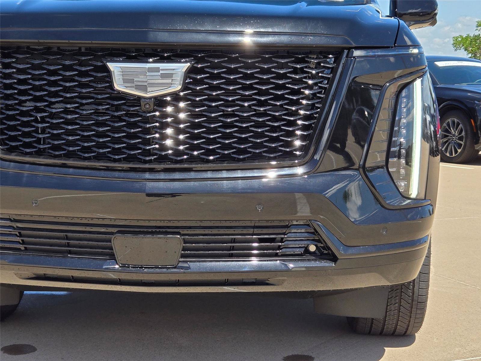 New 2026 Cadillac Escalade Platinum Sport w/ LPO, ONYX Package AWD/4WD image 6
