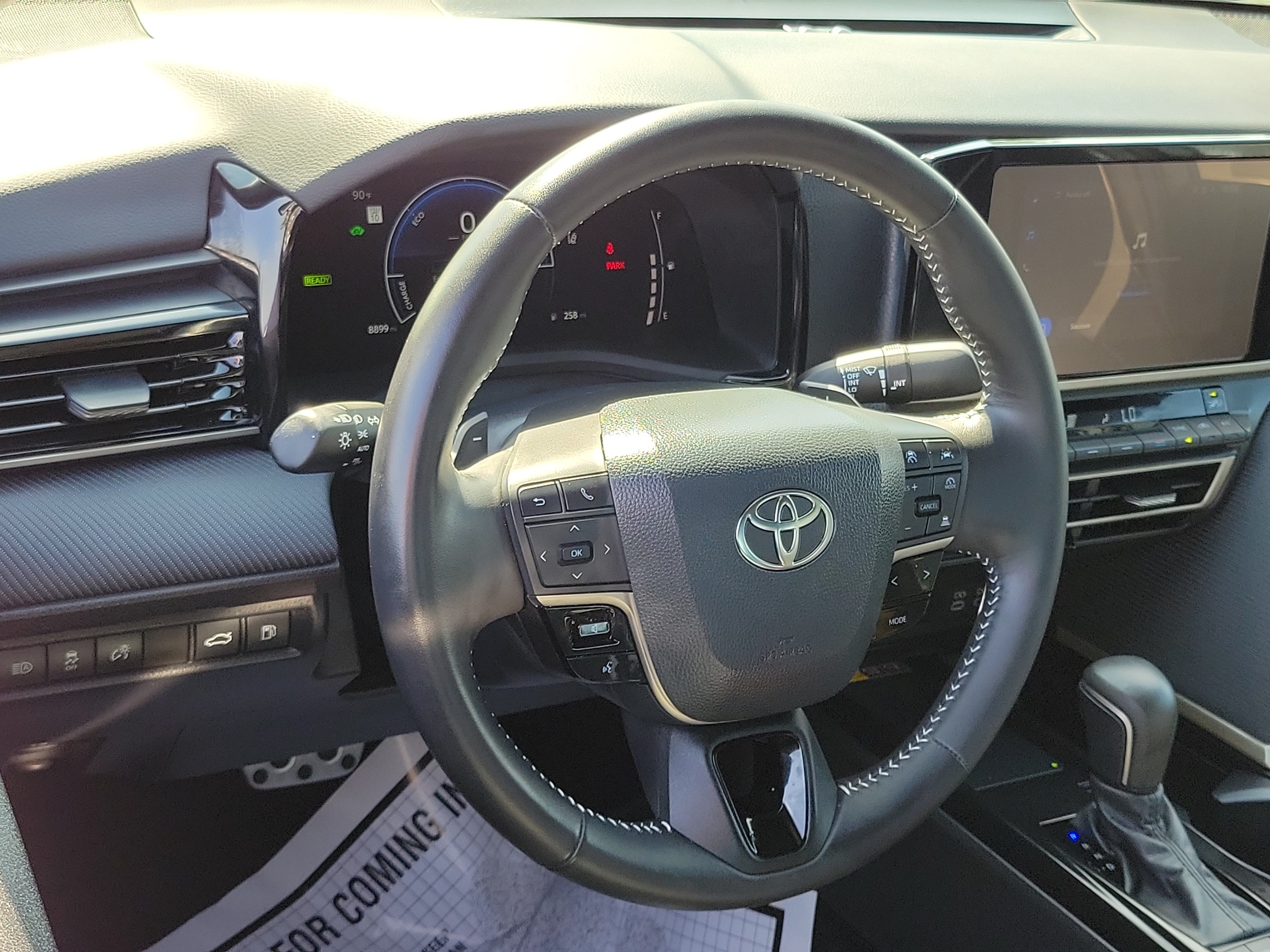 Used 2026 Toyota Camry SE FWD image 10
