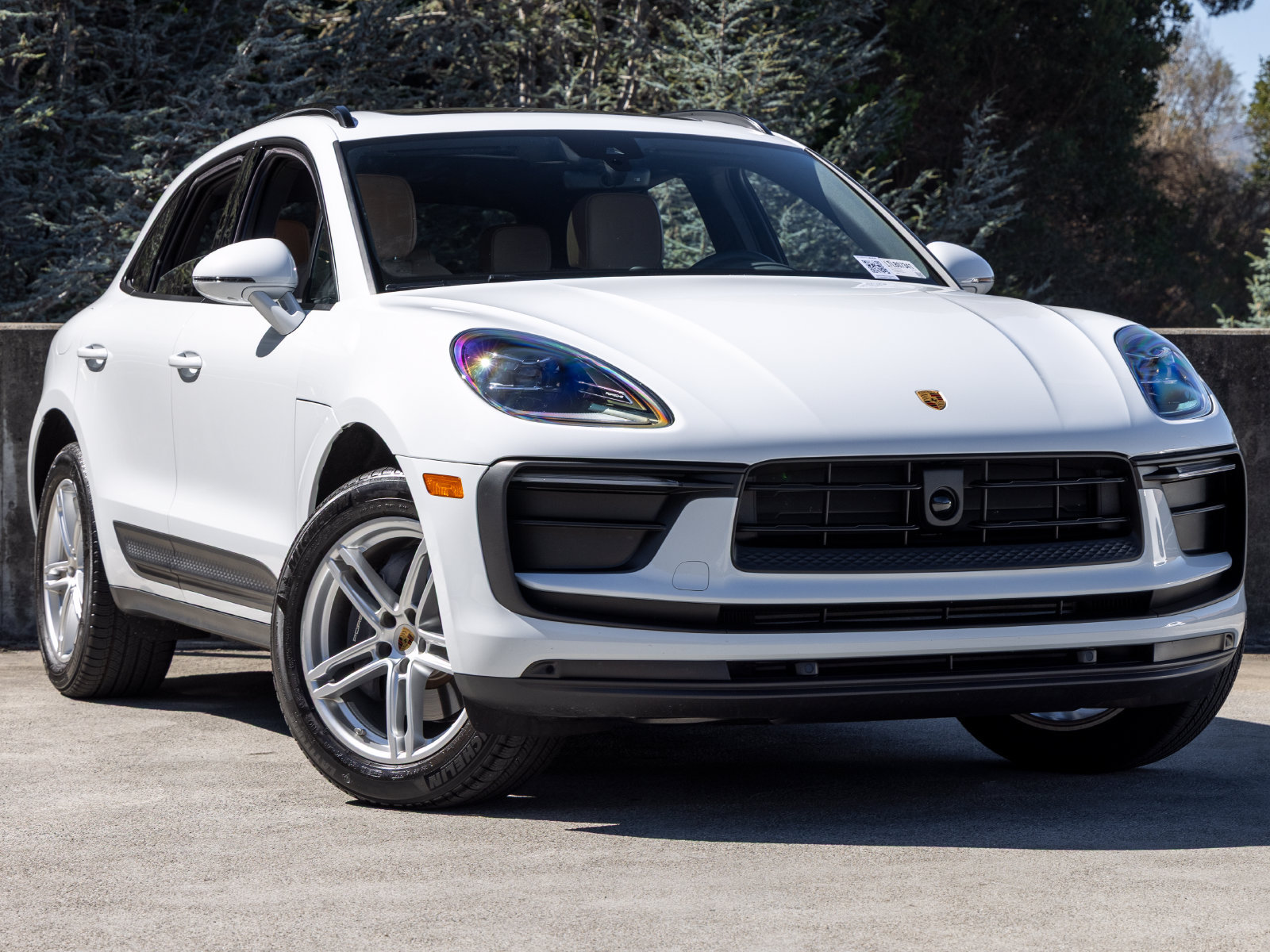 Certified 2026 Porsche Macan AWD/4WD image 6
