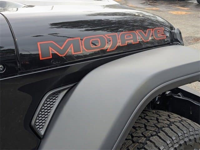 New 2026 Jeep Gladiator Mojave w/ Safety Group AWD/4WD image 25