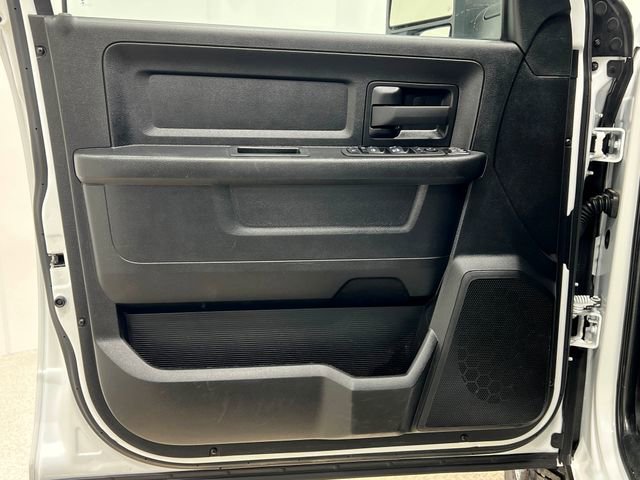 Used 2023 RAM 2500 Tradesman w/ Chrome Appearance Group image 13