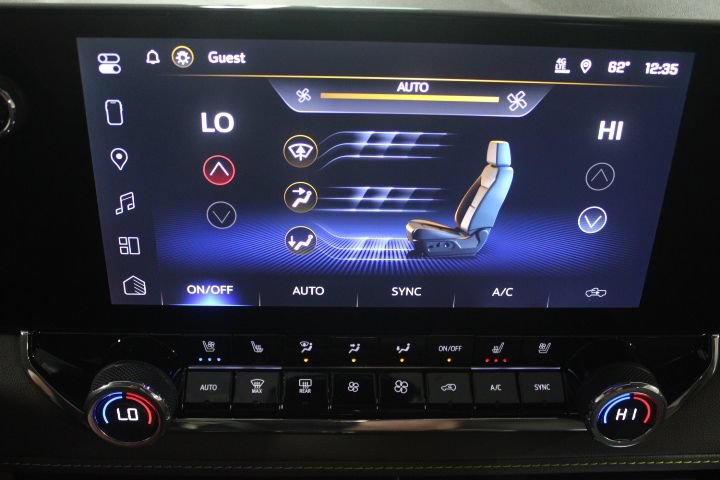 New 2026 Chevrolet Colorado ZR2 w/ Off-Road Front Bumper Package AWD/4WD image 51