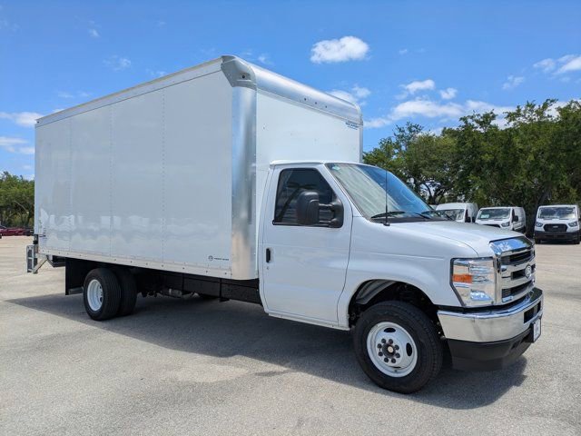 New 2026 Ford E-450 and Econoline 450 Super Duty w/ Power Equipment Group RWD image 7