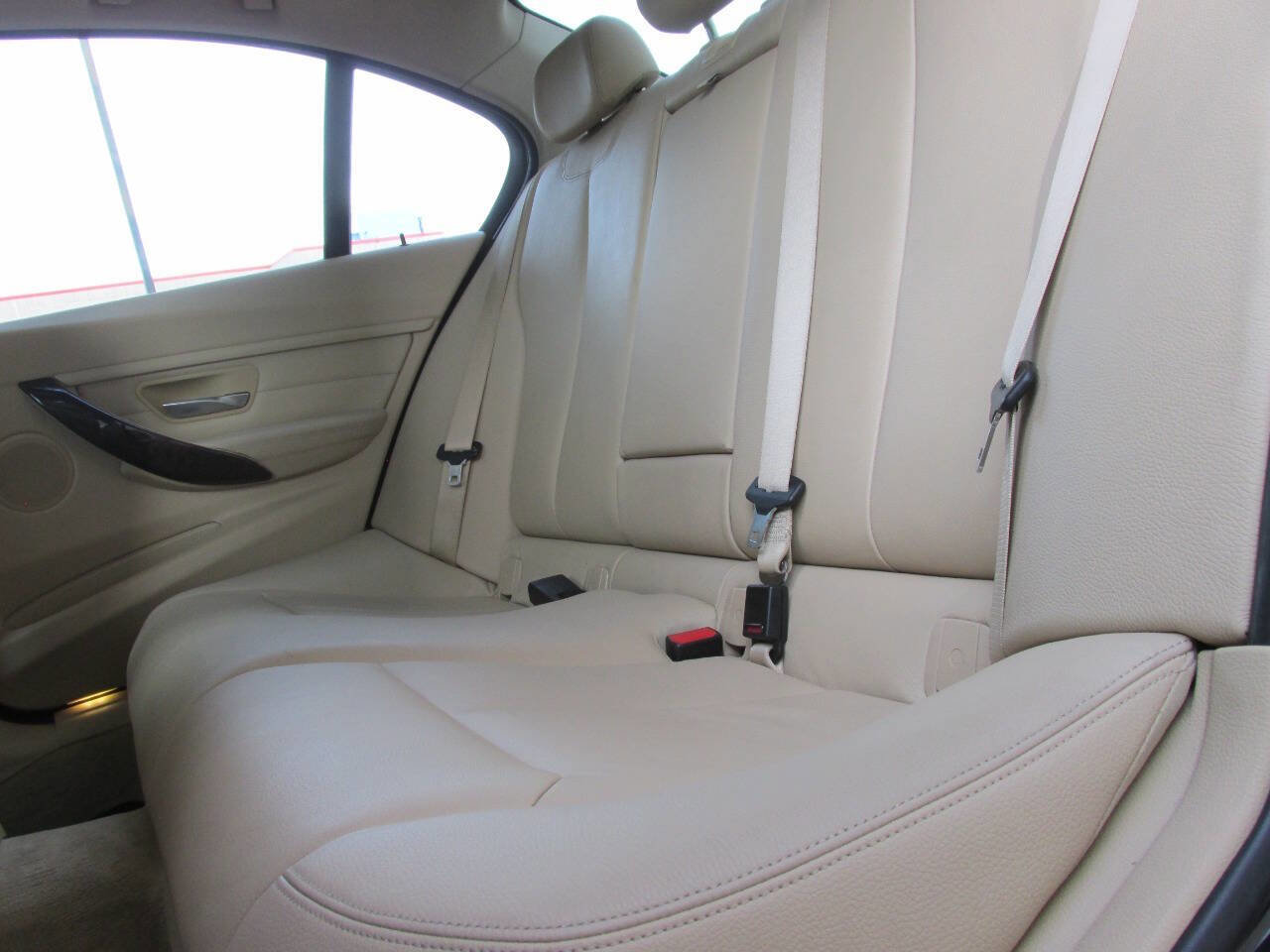 Used 2014 BMW 328i xDrive Sedan image 18