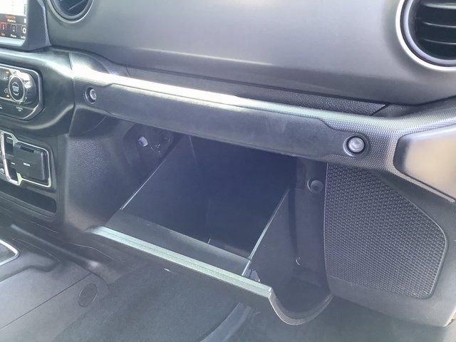 Used 2023 Jeep Gladiator Willys image 42