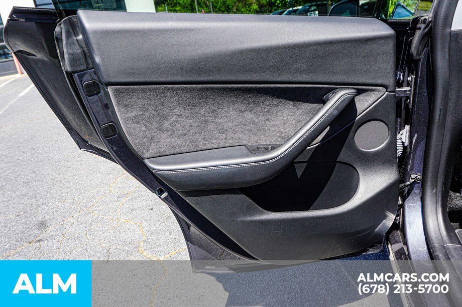 Used 2021 Tesla Model Y Long Range AWD/4WD image 49