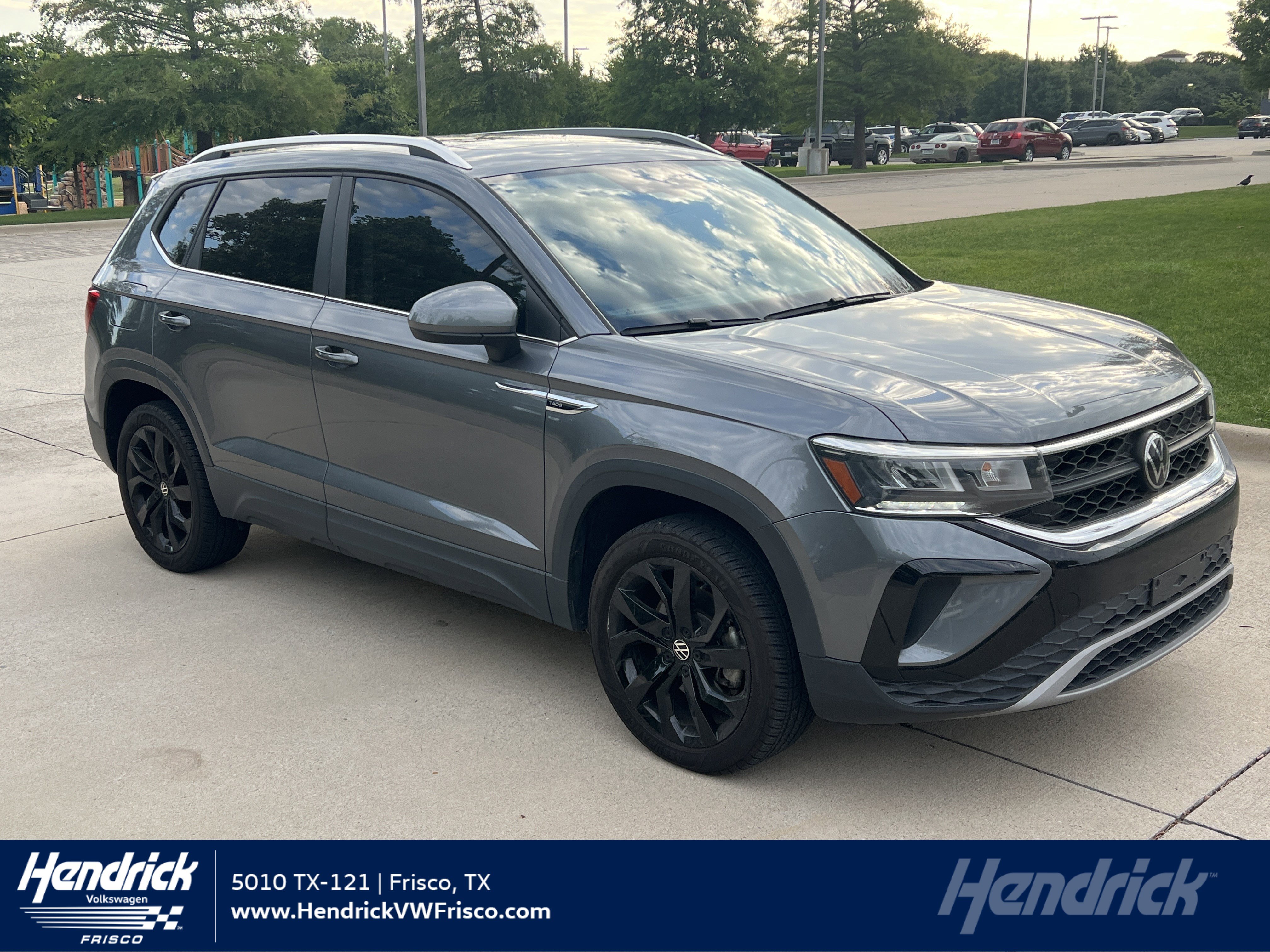 Certified 2023 Volkswagen Taos SE w/ Panoramic Sunroof Package FWD image 1