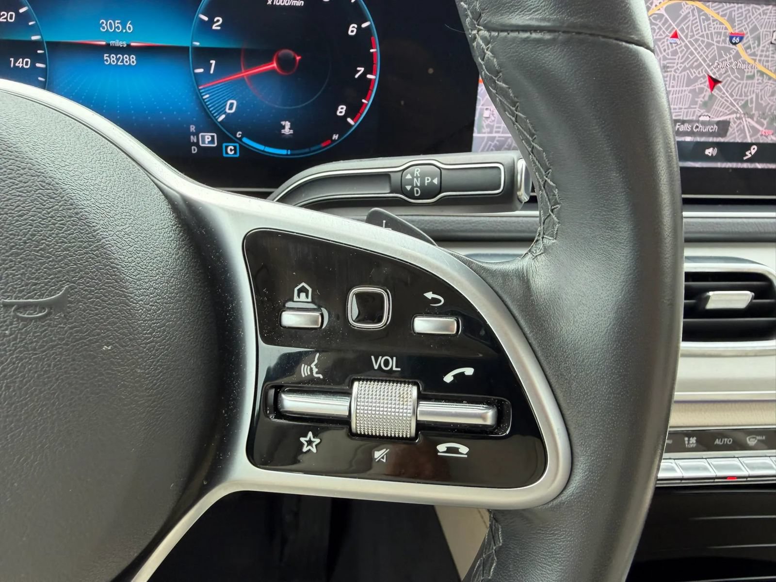 Used 2020 Mercedes-Benz GLE 350 4MATIC image 25