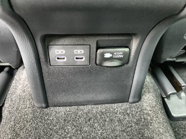 New 2026 Toyota Prius Plug-In Hybrid w/ Limited Premium Package FWD image 33