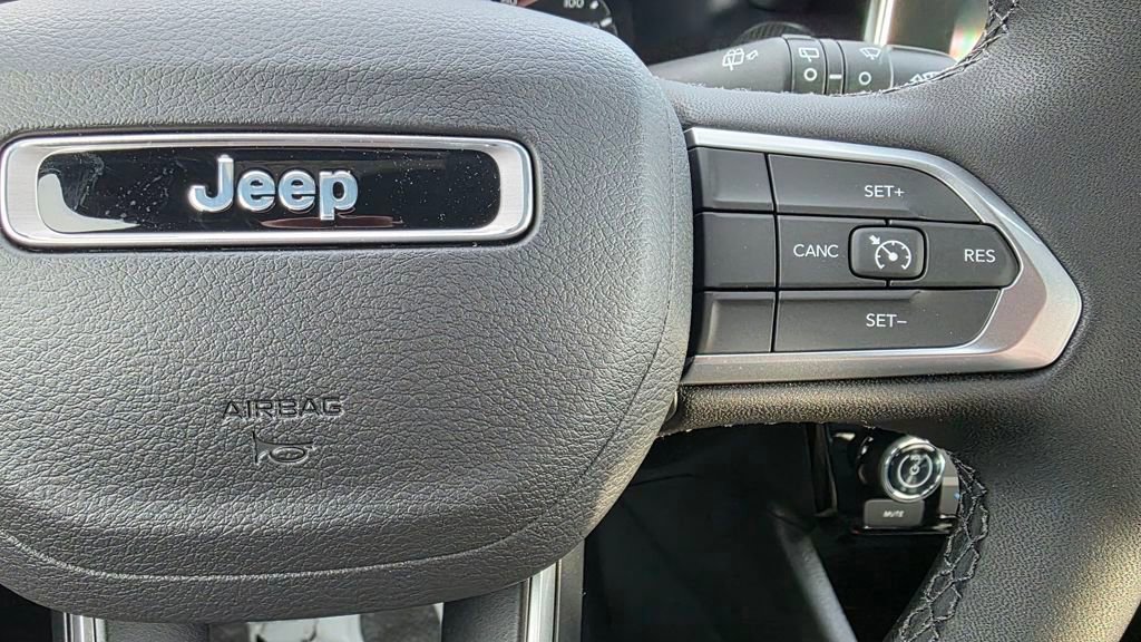 New 2026 Jeep Compass Latitude image 26