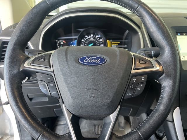 Used 2017 Ford Edge SEL w/ Equipment Group 201A AWD/4WD image 7