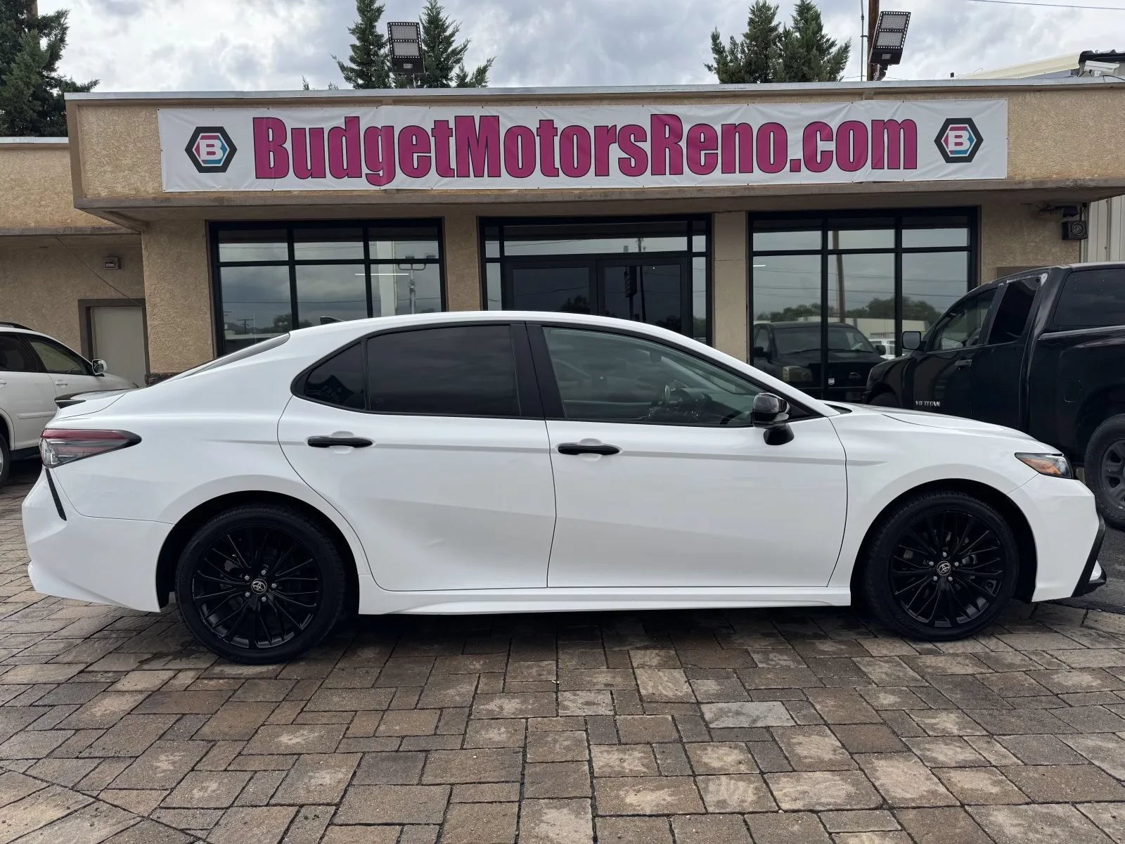 Used 2021 Toyota Camry SE
